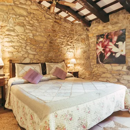 Hotel Mas Rabiol -costa Brava-emporda-only Adults Peratallada