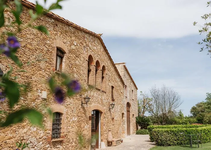 Отель Mas Rabiol -emporda-only Adults-eco